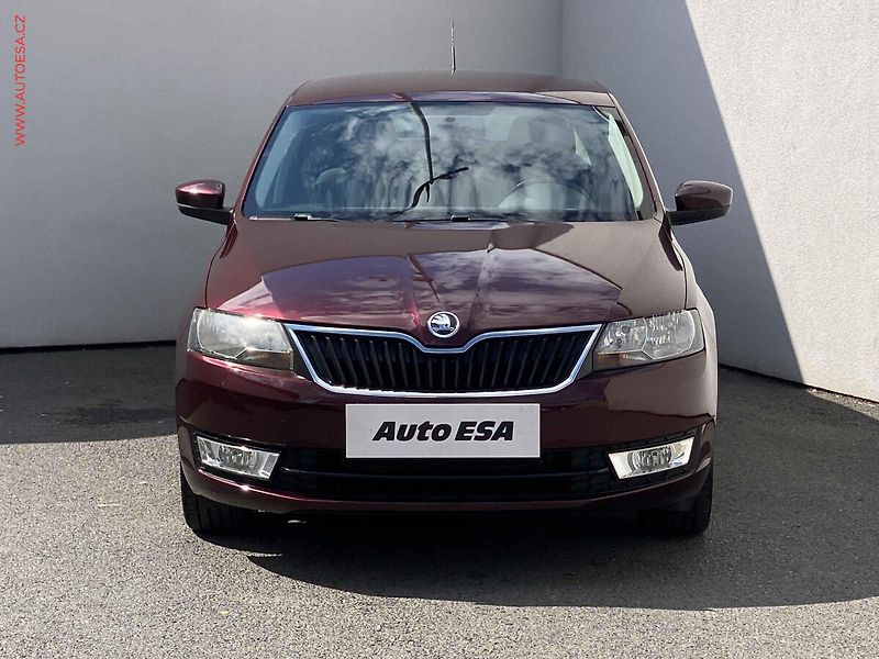 Škoda Rapid (2013) 1.2 TSi, Elegance - fotka 2 z 18