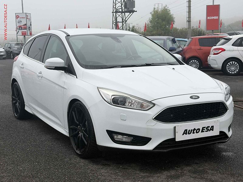Ford Focus (2015) 2.0 TDCi, Titanium, AT, bixen - fotografie inzerátu