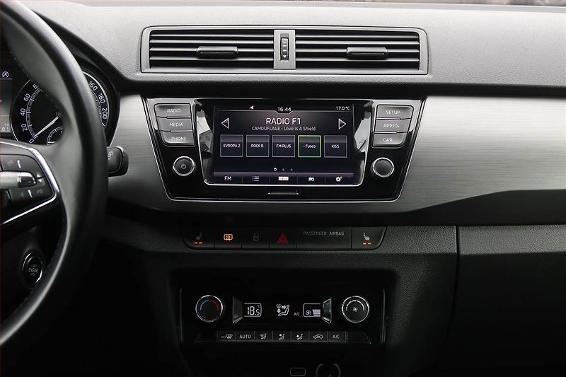 Škoda Fabia (2021) Style Plus 1.0 TSI, Serv.kniha - fotka 12 z 16