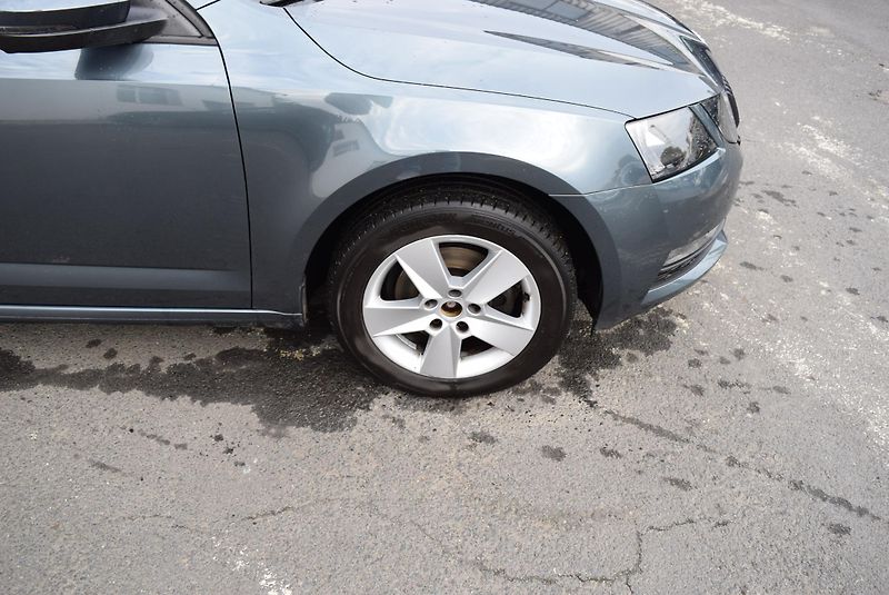 Škoda Octavia (2017) 1.5TSI 110kw AMBITION APP TEMP - fotka 5 z 50
