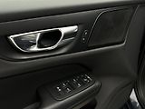 Volvo V60 B4 MOMENTUM AUT  - náhled 42