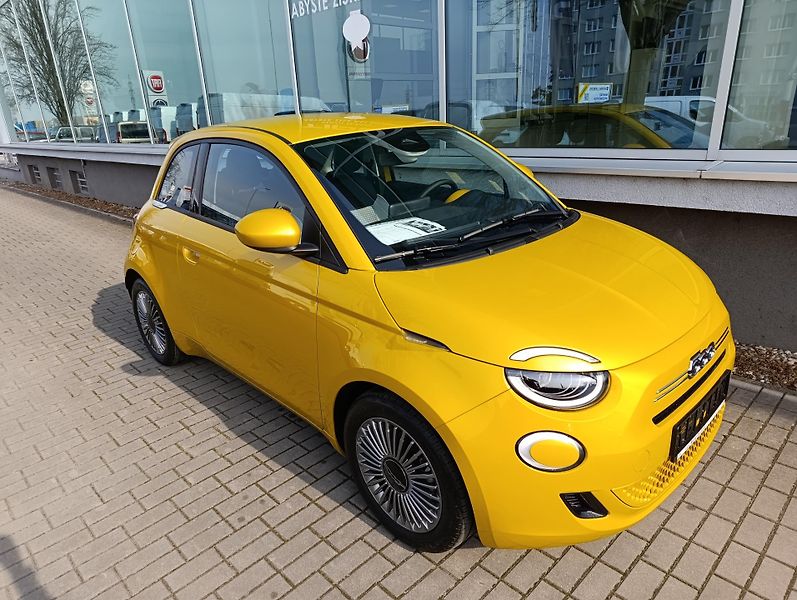 Fiat 500 (2026) Hybrid Torino 1.0 BSG 65k - fotka 9 z 36
