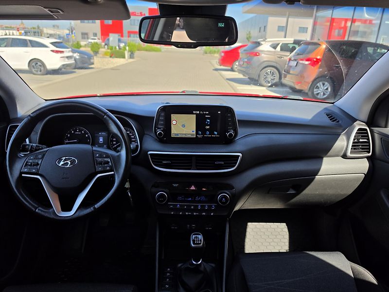 Hyundai Tucson (2019) 1,6TGDI 130kW - fotka 12 z 17