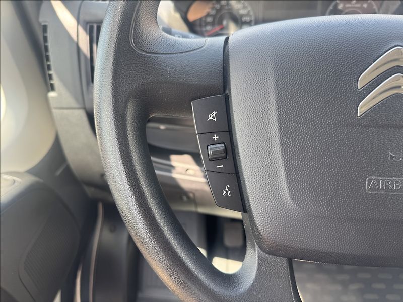 Citroën Jumper 2,0 96kW 9 MÍST DPH NAVI TAŽNÉ - fotka 22 z 31