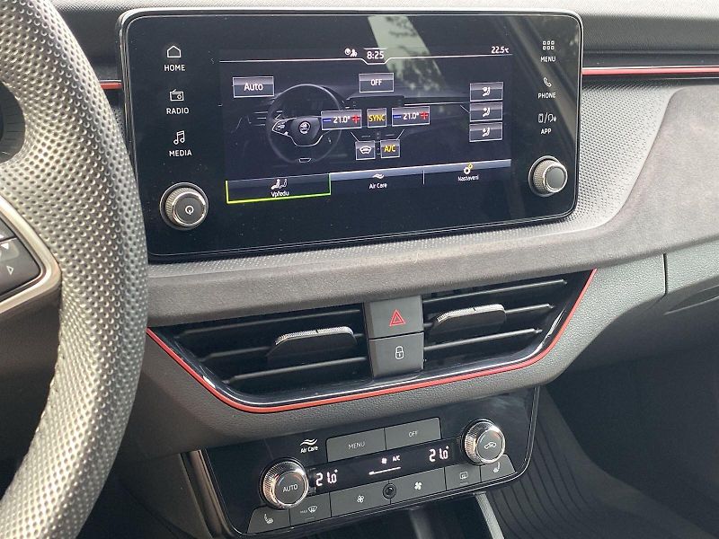 Škoda Scala (2024) 1.0 TSI DSG Drive - fotka 22 z 31