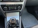 Škoda Octavia 1.6 TDi 4x4 77 kW - náhled 12