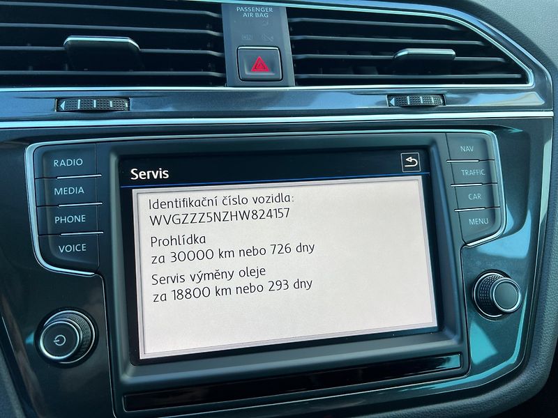 Volkswagen Tiguan (2016) 1.4TSi 110kW HIGHLINE 4Motion - fotka 23 z 37