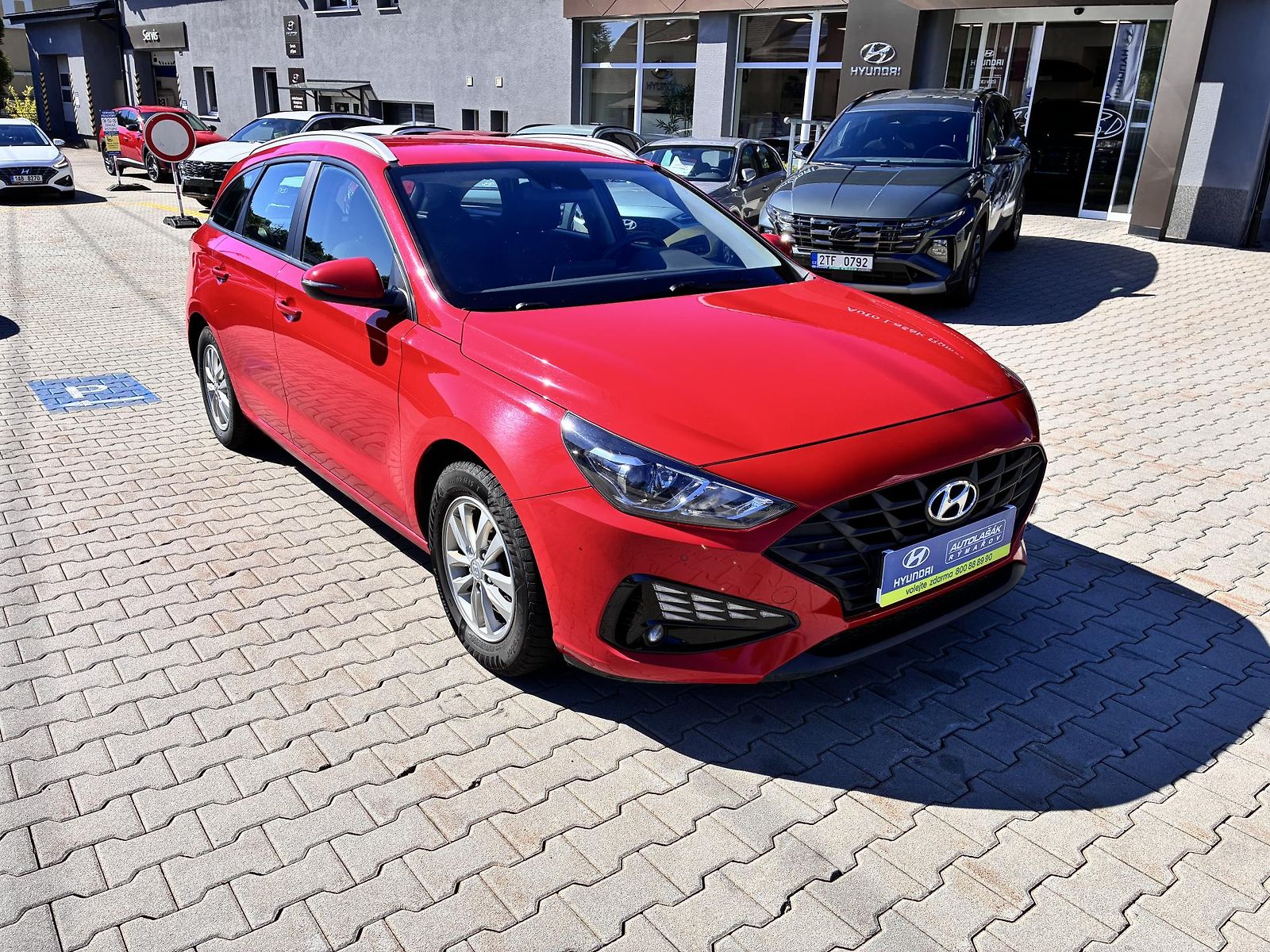 Hyundai i30 1.0T-GDi 88kW DIGI KLIMA  