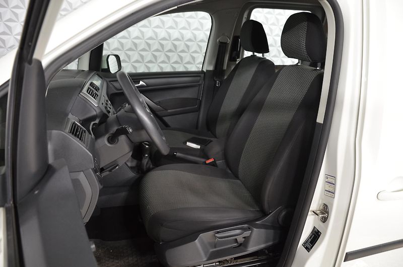 Volkswagen Caddy (2019) 2.0TDi 90kW 4X4 TRENDLINE - fotka 10 z 17