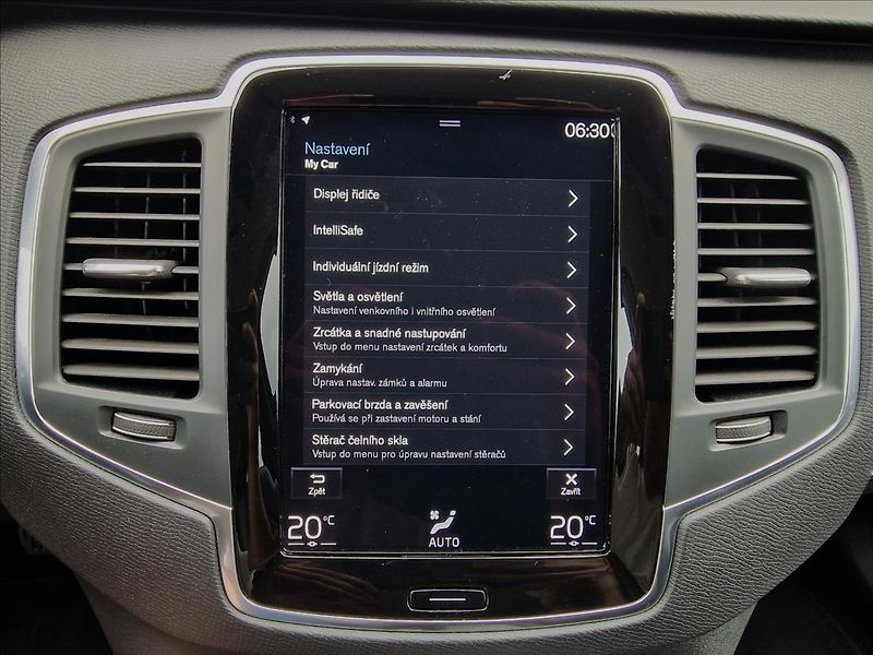 Volvo XC90 B5 AWD MomentumPro, 7-míst,ČR - fotka 32 z 50