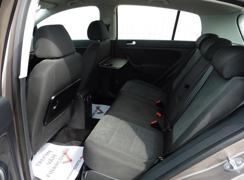 Volkswagen Golf Plus 1,4 TSi Comfortline DSG - fotka 7 z 12