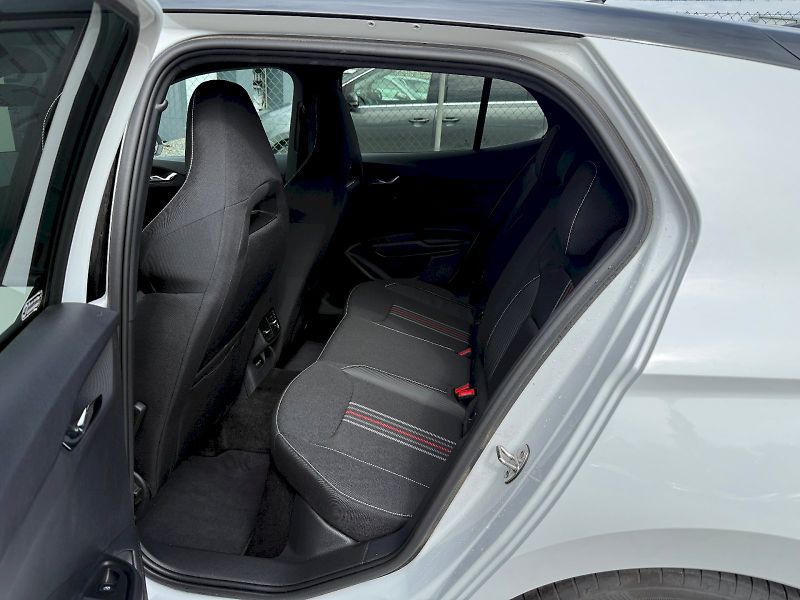 Škoda Fabia (2025) 1.0 TSI 85 kW Monte Carlo - fotka 9 z 22
