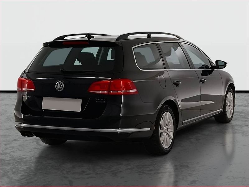 Volkswagen Passat (2012) Comfortline 2.0 TDI, Automat - fotka 5 z 25