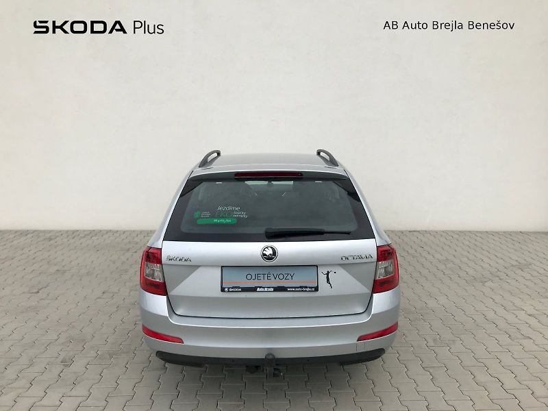 Škoda Octavia (2016) COM STYLE TD81/1.6 7AG - fotka 8 z 24