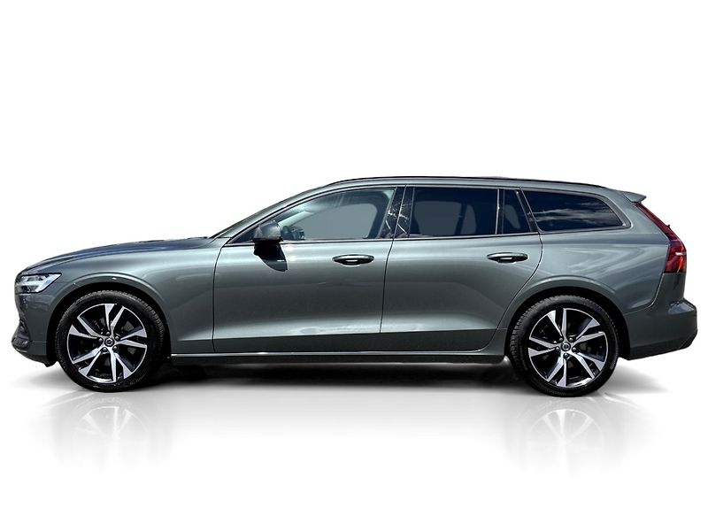 Volvo V60 B4 FWD CORE // REZERVACE // - fotka 4 z 35