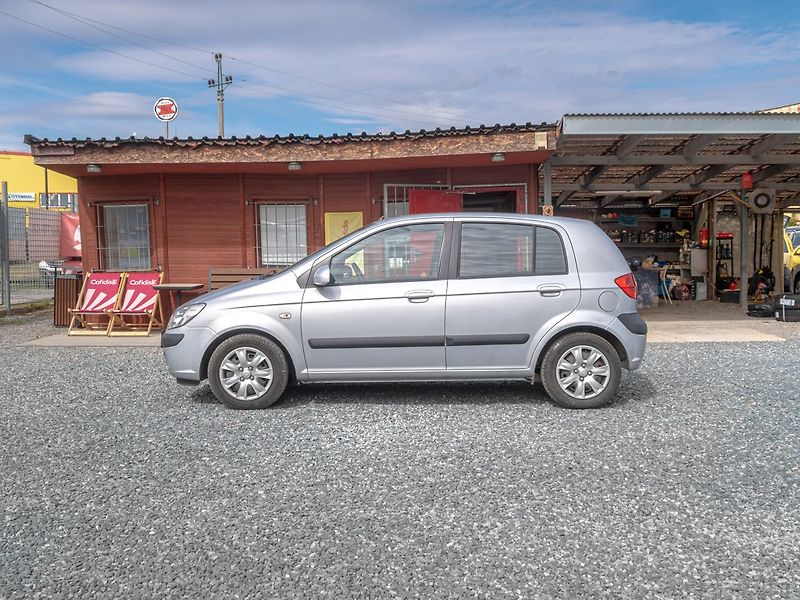 Hyundai Getz (2006) 1.4i 71KW – KLIMATIZACE - fotka 8 z 33