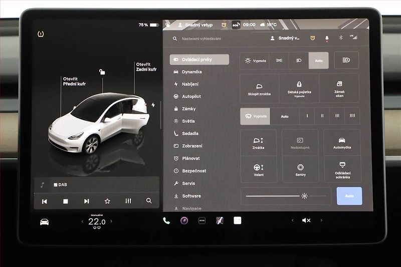 Tesla Model Y (2022) RWD LFP 60kWh, SoH 96% - fotka 12 z 21