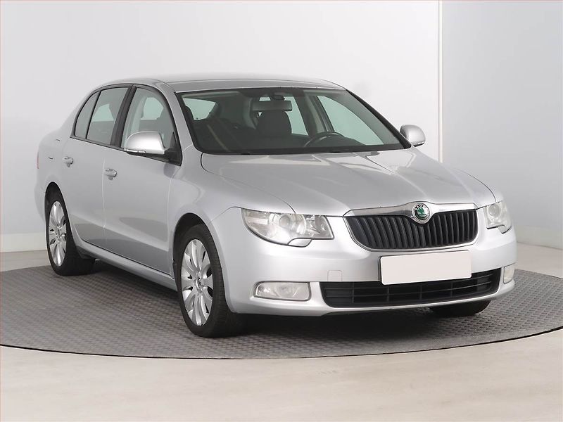 Škoda Superb (2013) Comfort 2.0 TDI, Tempomat - fotografie inzerátu