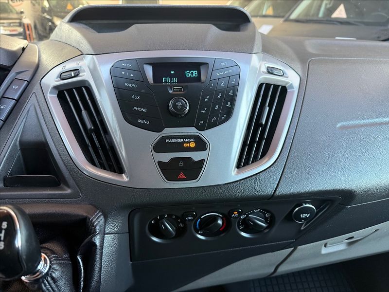 Ford Tourneo Custom 2,2 Trend,92kW,nové pneu - fotka 22 z 30