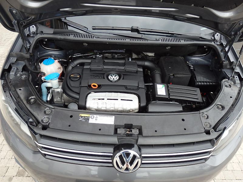Volkswagen Touran 1.4 TSI 103 kW LIFE XENONY - fotka 13 z 15