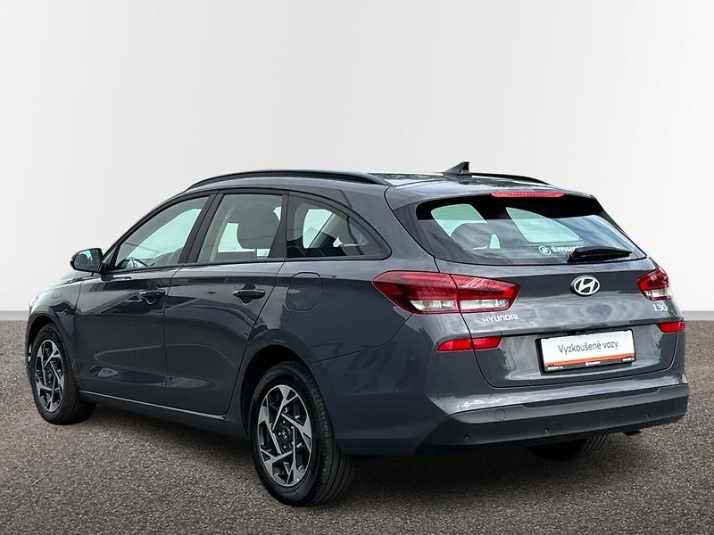 Hyundai i30 Smart DCT - fotka 15 z 25