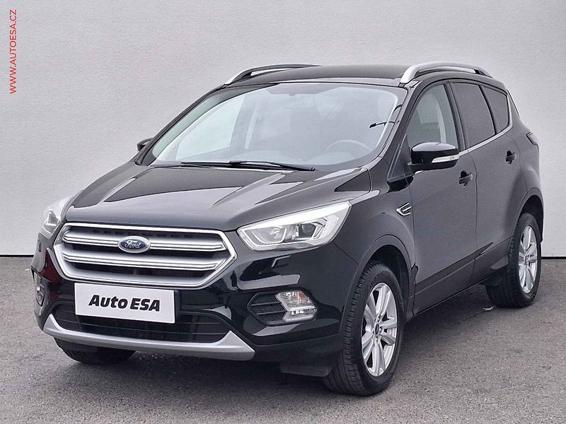 Ford Kuga (2018) 1.5EB, AC, výhřev sed. - fotka 3 z 17