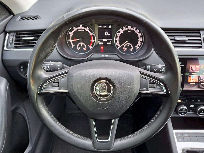 Škoda Octavia (2019) Ambition Plus Extra 1,5TSi 110 - fotka 15 z 35