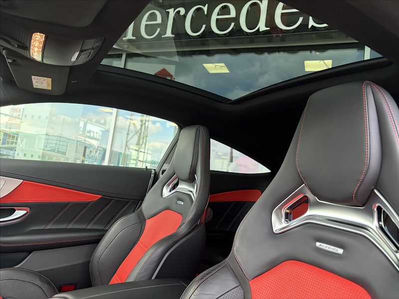 Mercedes-Benz Třídy C AMG C 63 S coupe - fotka 7 z 27