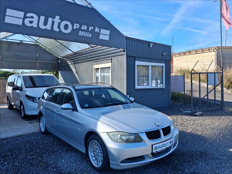 BMW Řada 3 2,0 390L - fotka 1 z 13