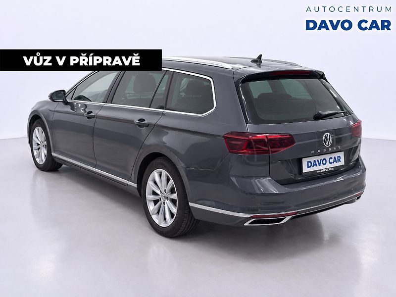 Volkswagen Passat 2,0 TDI 140kW 4M DSG Elegance - fotka 2 z 12
