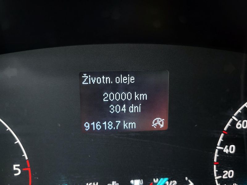 Ford Transit Custom 2.0 EcoBlue mHEV 96kW 6míst L2 - fotka 45 z 47