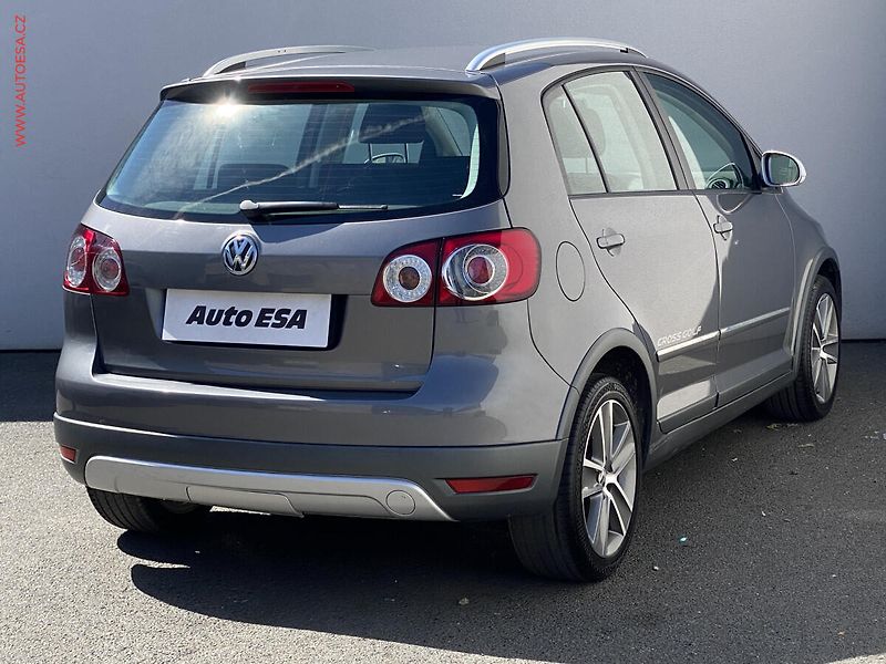 Volkswagen Golf Plus (2012) 1.2 TSi, CROSS, TZ - fotka 4 z 14