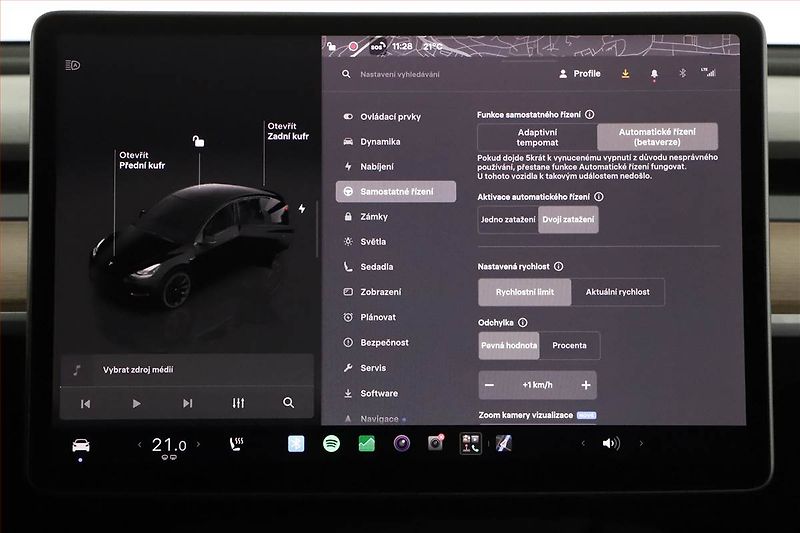 Tesla Model Y (2023) Long Range AWD 79kWh, SoH 91% - fotka 9 z 27