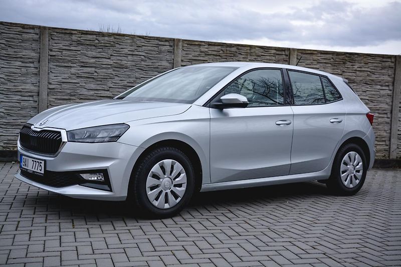 Škoda Fabia (2022) 4 Ambition 7ST Aut DSG 1MAJ ČR - fotka 5 z 36