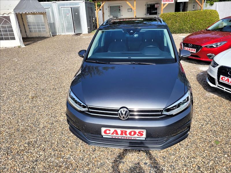 Volkswagen Touran 1,5 Již není k dispozici - fotka 49 z 50