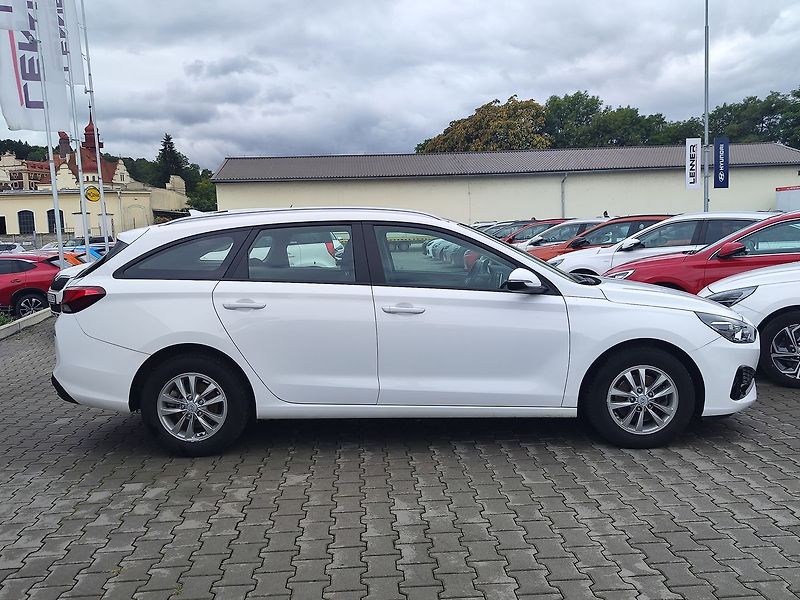 Hyundai i30 1.0 T-GDI/88kW Comfort - fotka 4 z 27