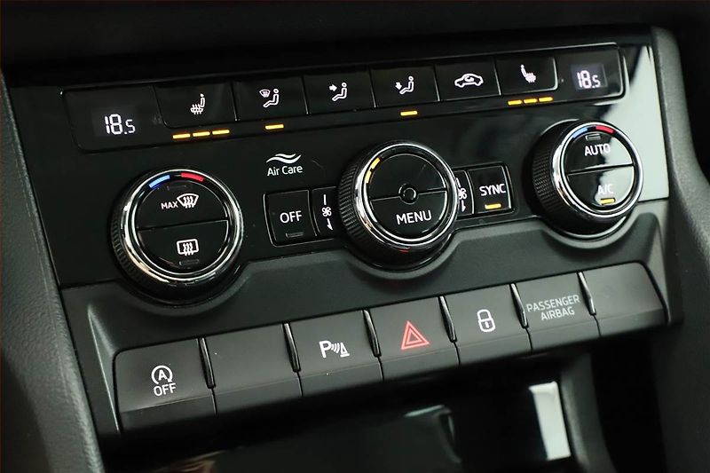 Škoda Karoq (2019) 2.0 TDI - fotka 18 z 24