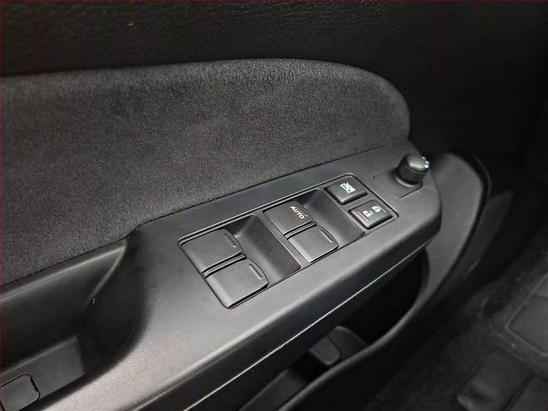 Suzuki Swift (2015) 1.2, Serv.kniha, Tempomat - fotka 17 z 17