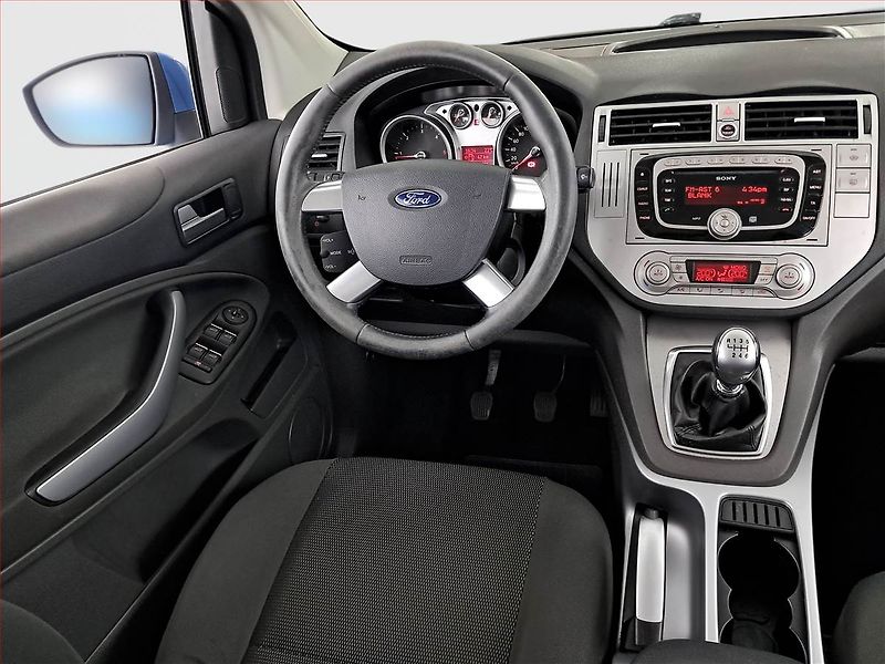 Ford Kuga (2010) 2.0 TDCi, 4X4, Park. senzory - fotka 7 z 18