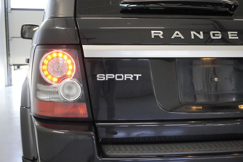 Land Rover Range Rover Sport 3,0D HSE AUTOMAT - fotka 10 z 36