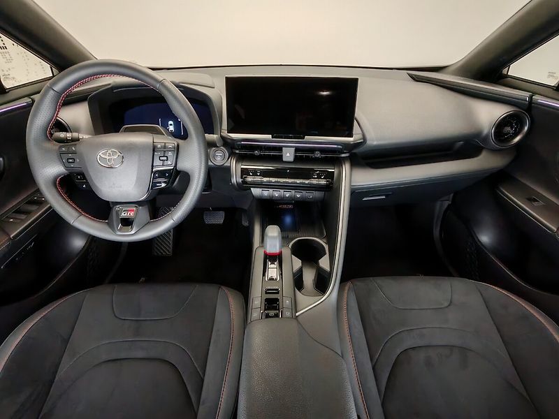 Toyota C-HR 2.0 PHEV 4x2 GR SPORT - fotka 17 z 49
