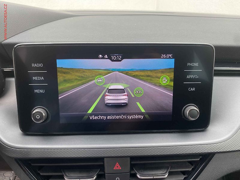 Škoda Kamiq (2022) 1.0 TSi, Ambition, DSG, LED - fotka 18 z 18