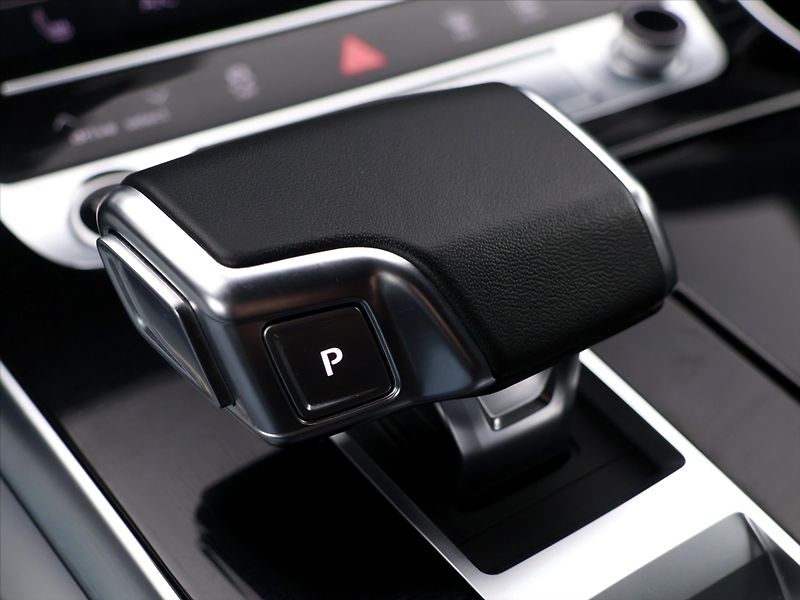 Audi Q7 3,0 50 TDI Quattro S line CZ - fotka 32 z 43