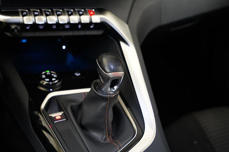 Peugeot 3008 - fotka 24 z 27