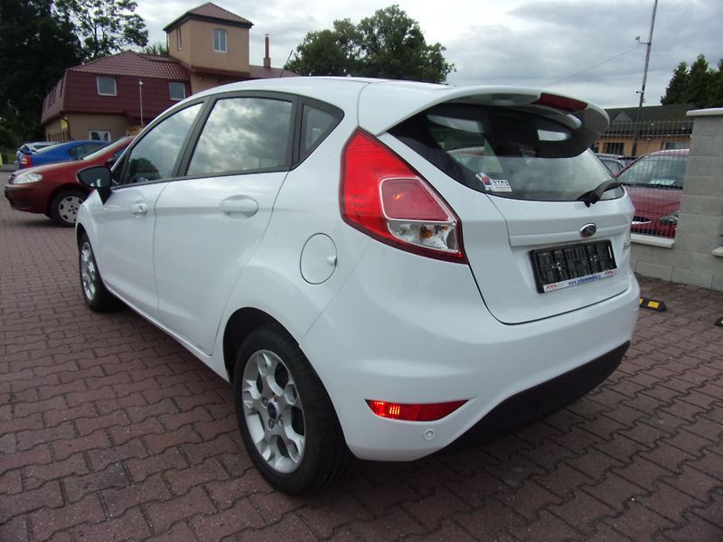 Ford Fiesta (2015) 1,5 - ZADÁNO - fotka 6 z 28