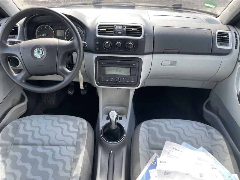 Škoda Fabia 1,4 i 16V Klima ESP serviska k - fotka 12 z 32