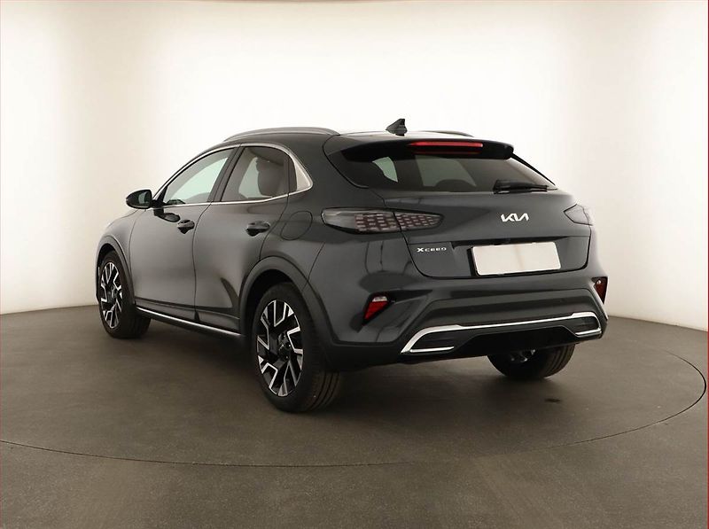 Kia XCeed (2026) 1.6 T-GDI, STEEL EDITION - fotka 4 z 16