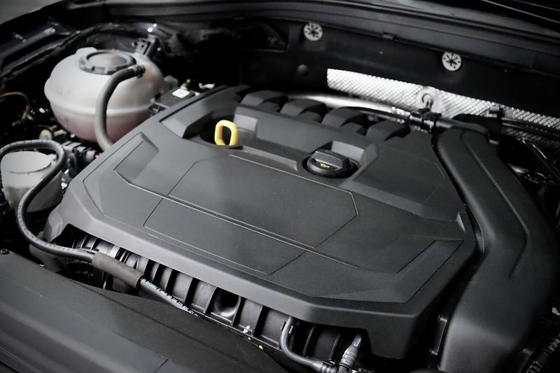 Škoda Octavia 3 FL Combi 1.5 TSI 110 kW - fotka 11 z 35