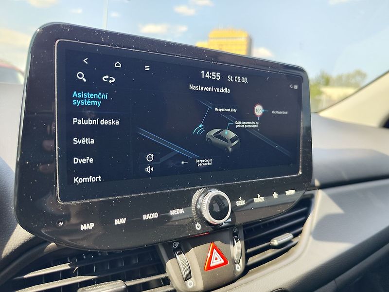 Hyundai i30 1.5 DPi/71kW Comfort - fotka 15 z 30