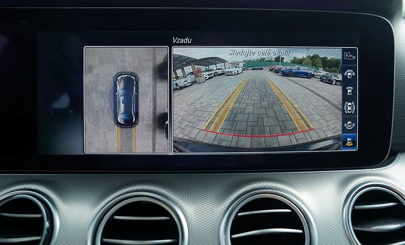 Mercedes-Benz Třídy E 350d AMG/kůže/AT/Led - fotka 34 z 40